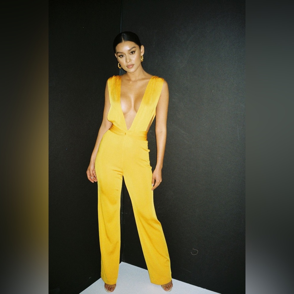 HOUSE OF CB 'Benedetta' Tangerine Bandage Plunge Neck Jumpsuit NWOT - Picture 11 of 12